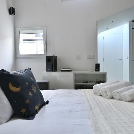 For You Rentals Apartamento Temporal Con Encanto A Pocos Metros Del Sol Myr13 Мадрид Экстерьер фото
