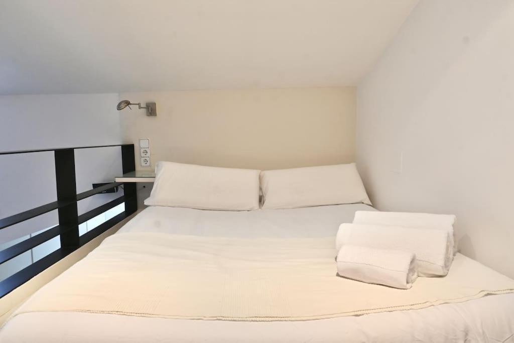 For You Rentals Apartamento Temporal Con Encanto A Pocos Metros Del Sol Myr13 Мадрид Экстерьер фото