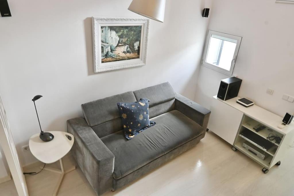 For You Rentals Apartamento Temporal Con Encanto A Pocos Metros Del Sol Myr13 Мадрид Экстерьер фото